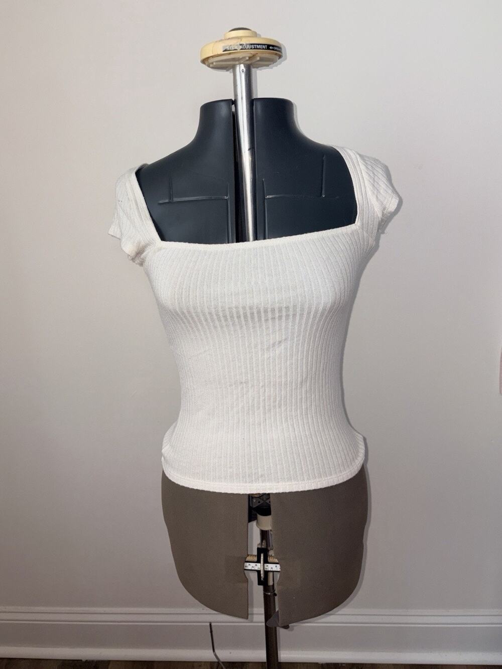 Reformation Cream Ivory Ribbed Cap Sleeve Fitted Top Womens Size XS Square Neck